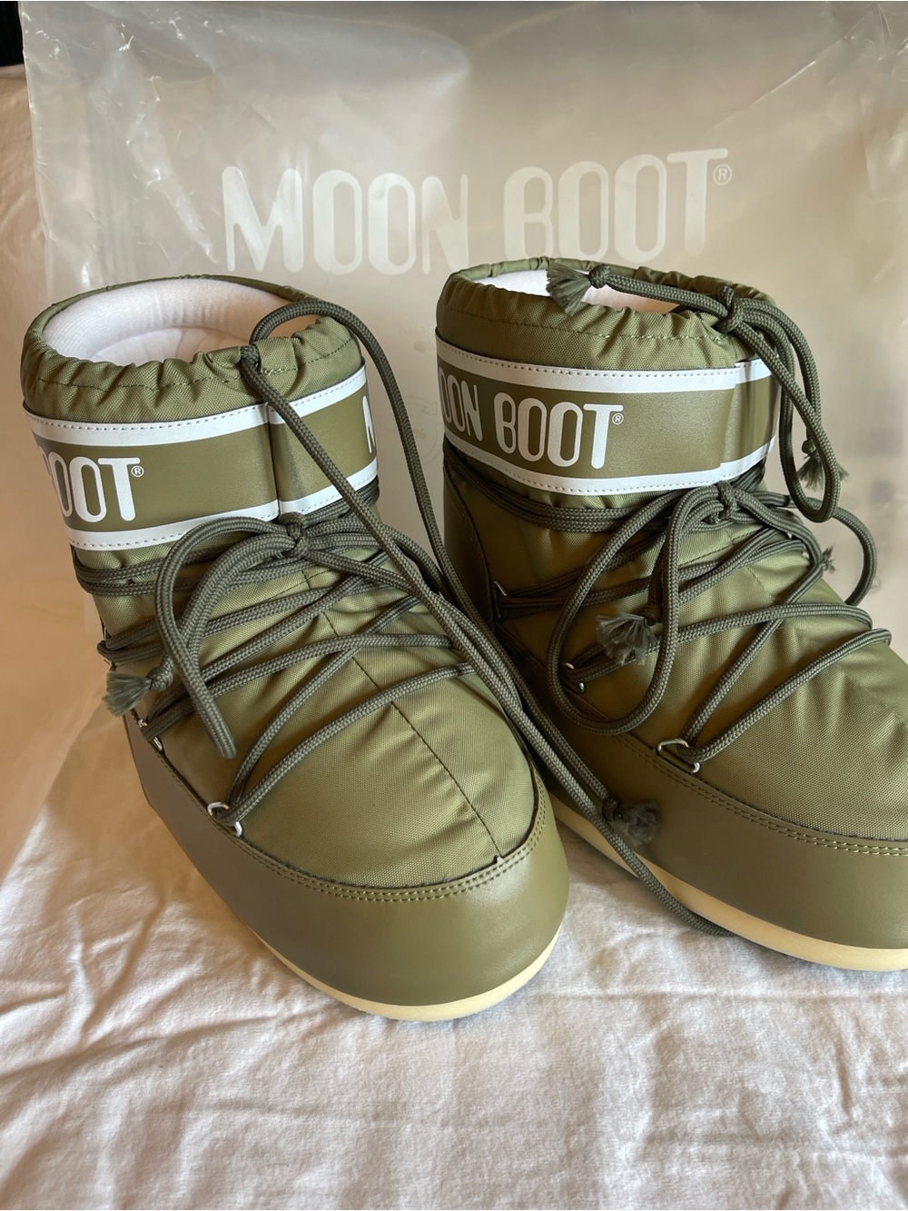 Moon Boot Olive Green Padded Lace-Up Snow Boots